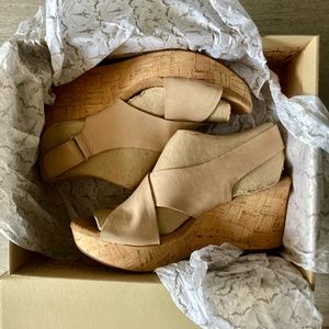 Clarks Caslynn Shea Wedge Sandals, Size 9
